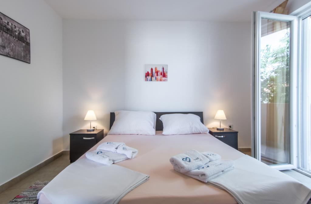 Apartments Domuzin Biograd Na Moru Exterior foto